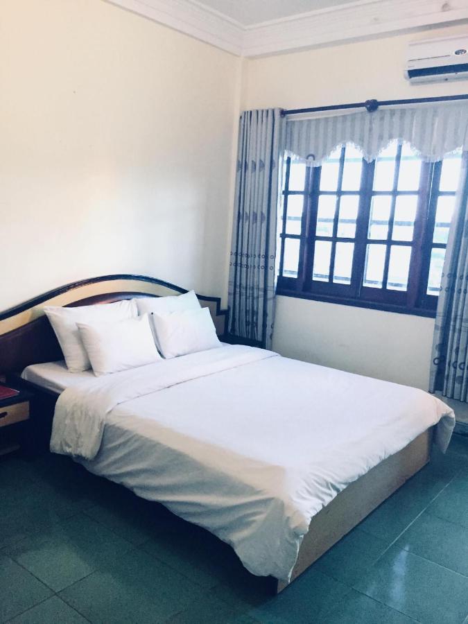 Hung Vuong Hotel プレイク エクステリア 写真