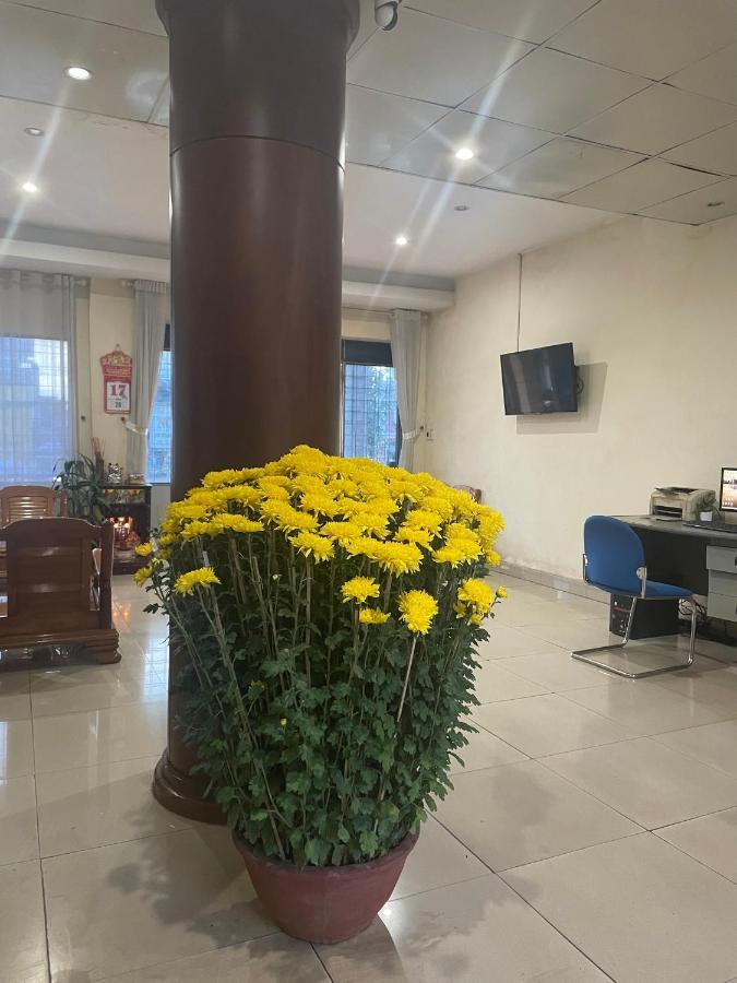 Hung Vuong Hotel プレイク エクステリア 写真
